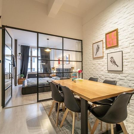 Sunny Central Apartment On Wenceslas Square By Easybnb Praha Exteriér fotografie