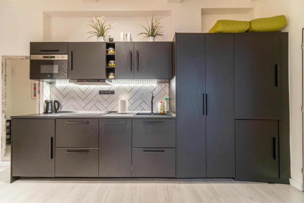 Sunny Central Apartment On Wenceslas Square By Easybnb Praha Exteriér fotografie